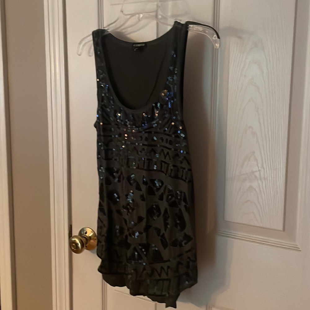 Express Top Stunning Sequence Design! Beautiful A… - image 4